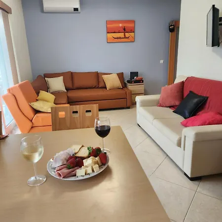 Jq Algarve Casa Armação de Pêra